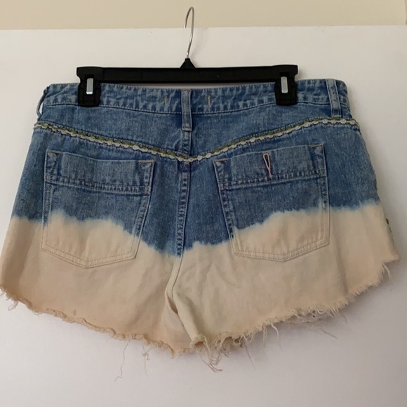 Free people - Picture 3 of 3